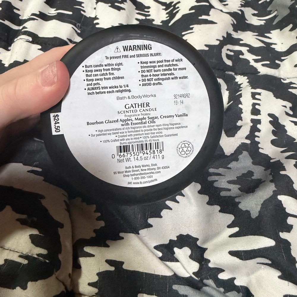 Bath & Body Works Gather Candle - Black with Gold Accents - Picture 3 of 3